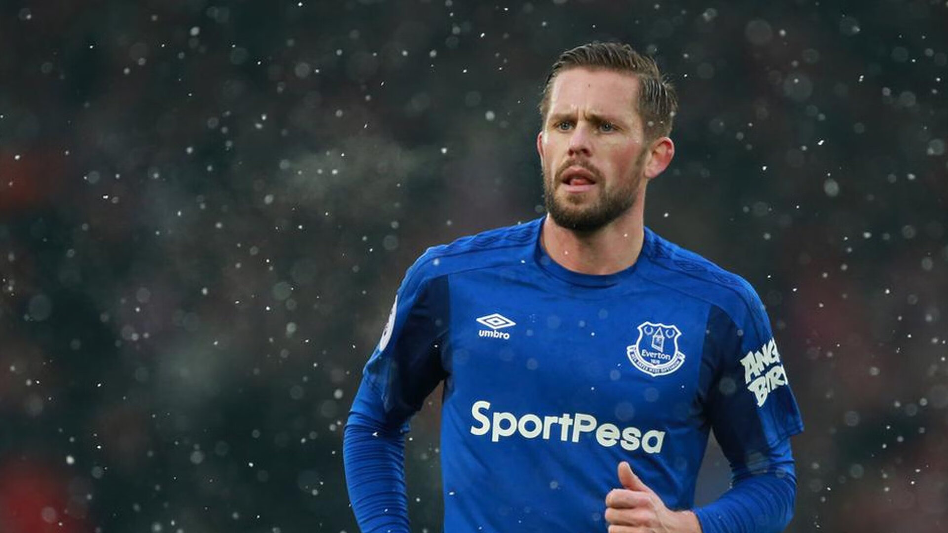 NBA总决赛激战正酣 勇士队与凯尔特人队上演巅峰对决